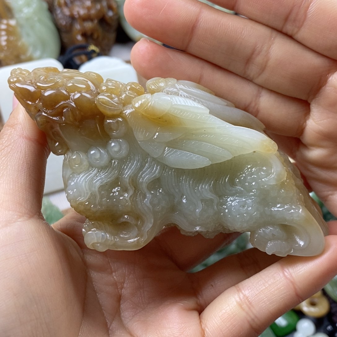未镶嵌和田玉摆件