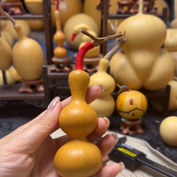 莫***、粗嘴八宝嘎嘎漂亮