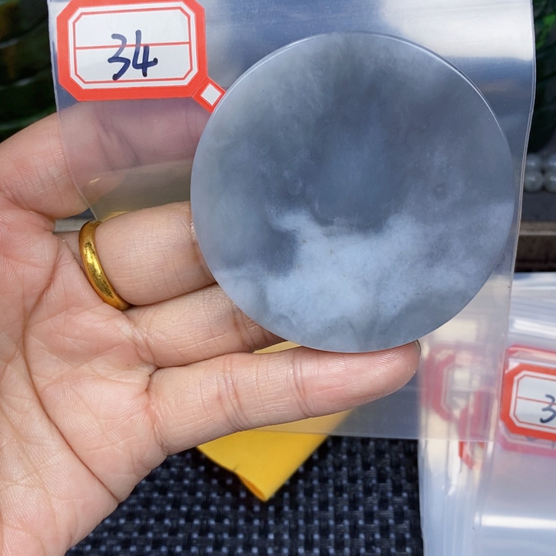 和田玉边角未镶嵌