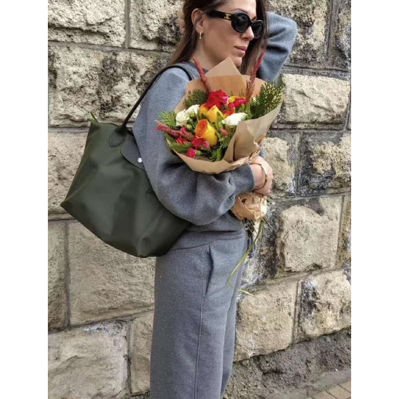 001-067（双肩+托特）新款时尚达人必备斜跨单肩运动背包！！！