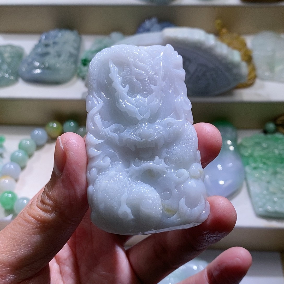 【闪购商品】翡翠颈饰未镶嵌温****司龙牌