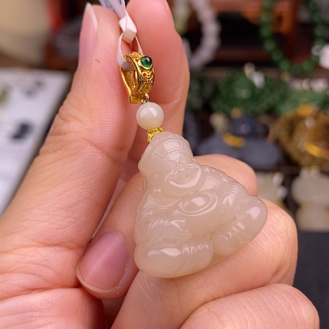 和田玉熟藕粉老料财神爷吊坠清货价未镶嵌