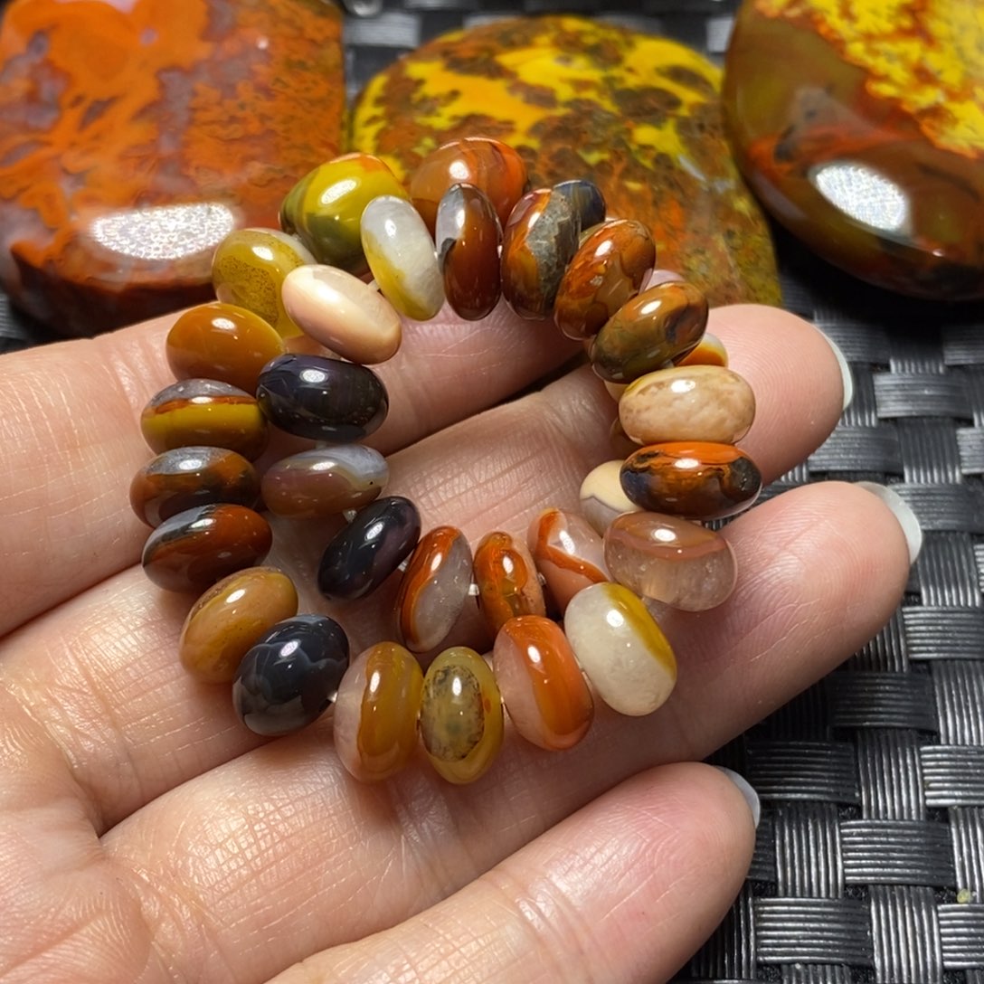 玛瑙/玉髓挂件未镶嵌