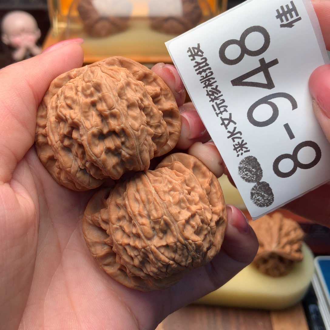 文玩核桃把件45闷白 