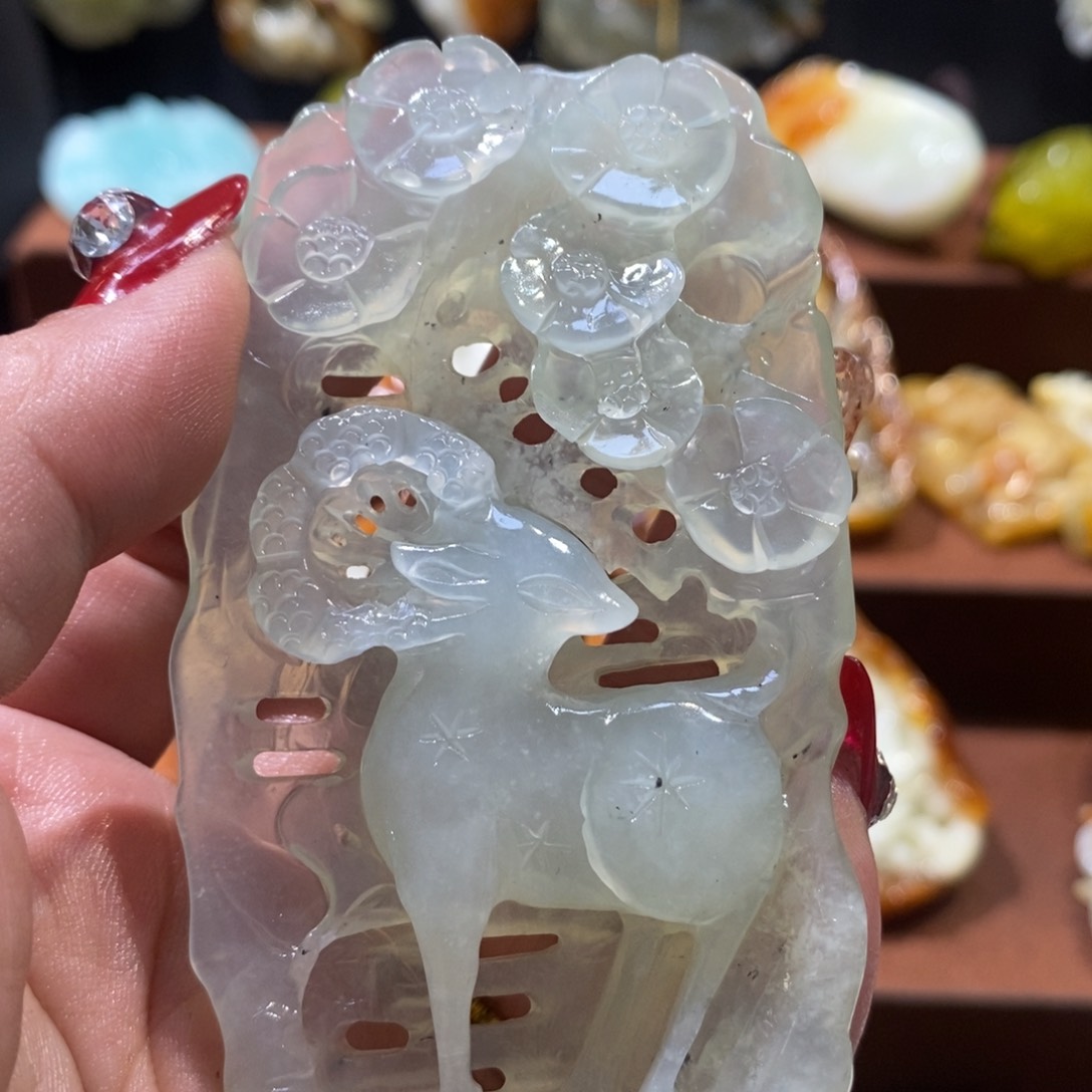 蛇纹石玉颈饰未镶嵌