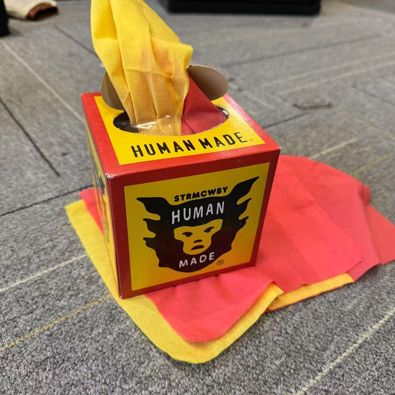 HM 开业限定 餐巾盒 潮流配饰