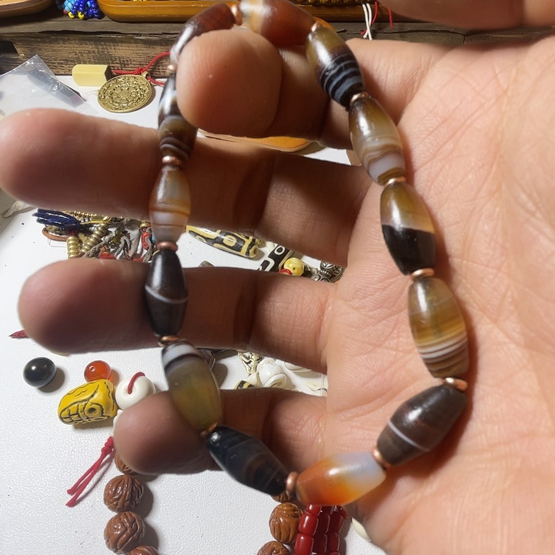 白玉菩提吊坠触*光珠子