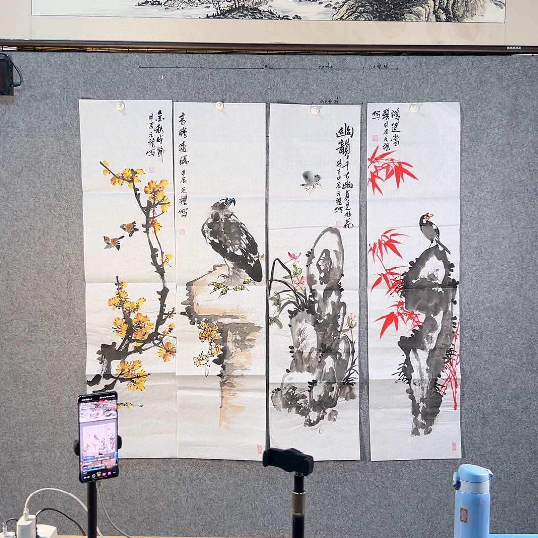 国画559 花鸟在此处飞翔也有了