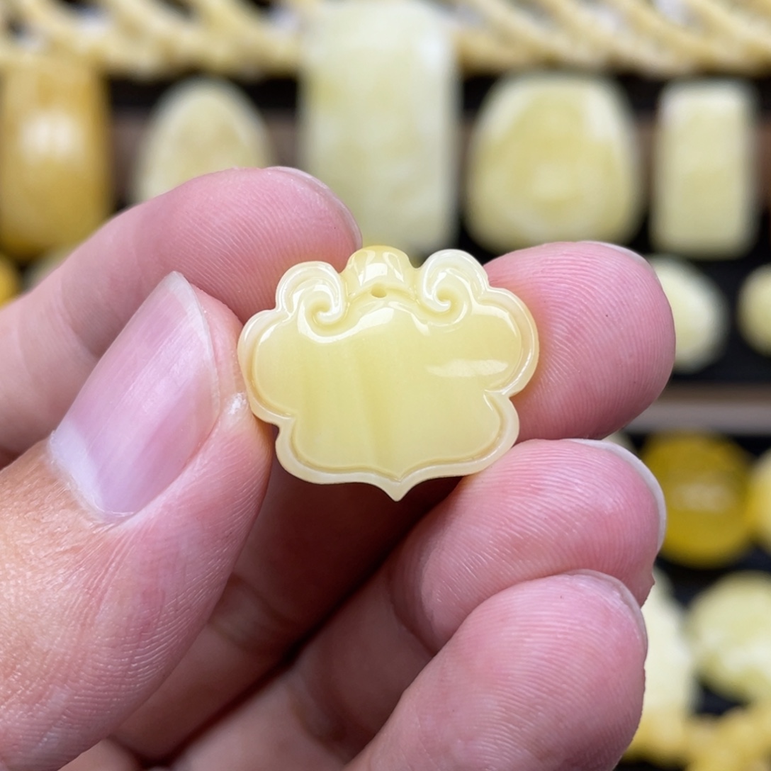 未镶嵌琥珀裸石琥珀蜜蜡