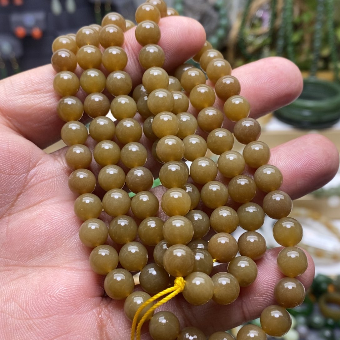 和田玉（糖玉）颈饰未镶嵌83