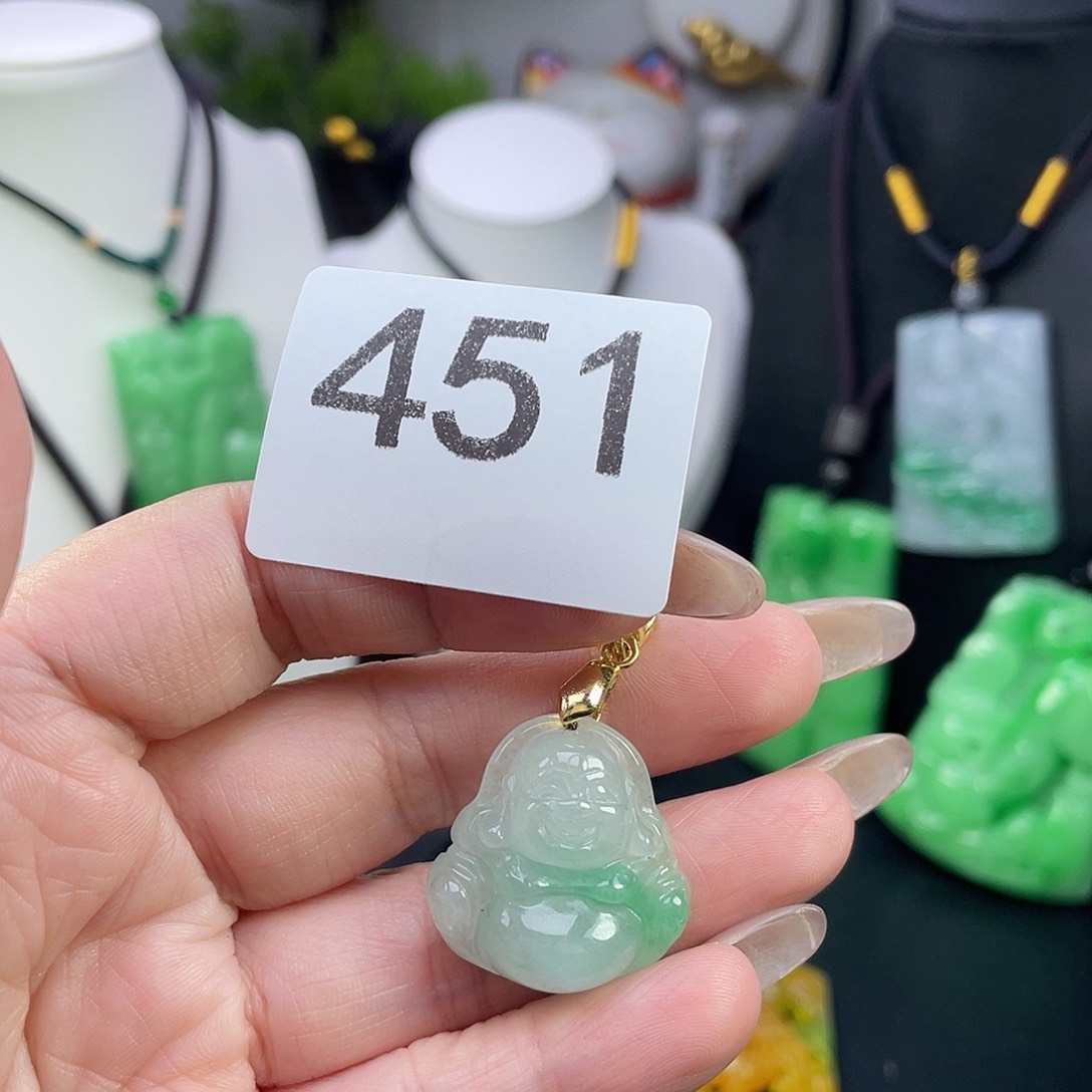 翡翠未镶嵌吊坠(赠链)