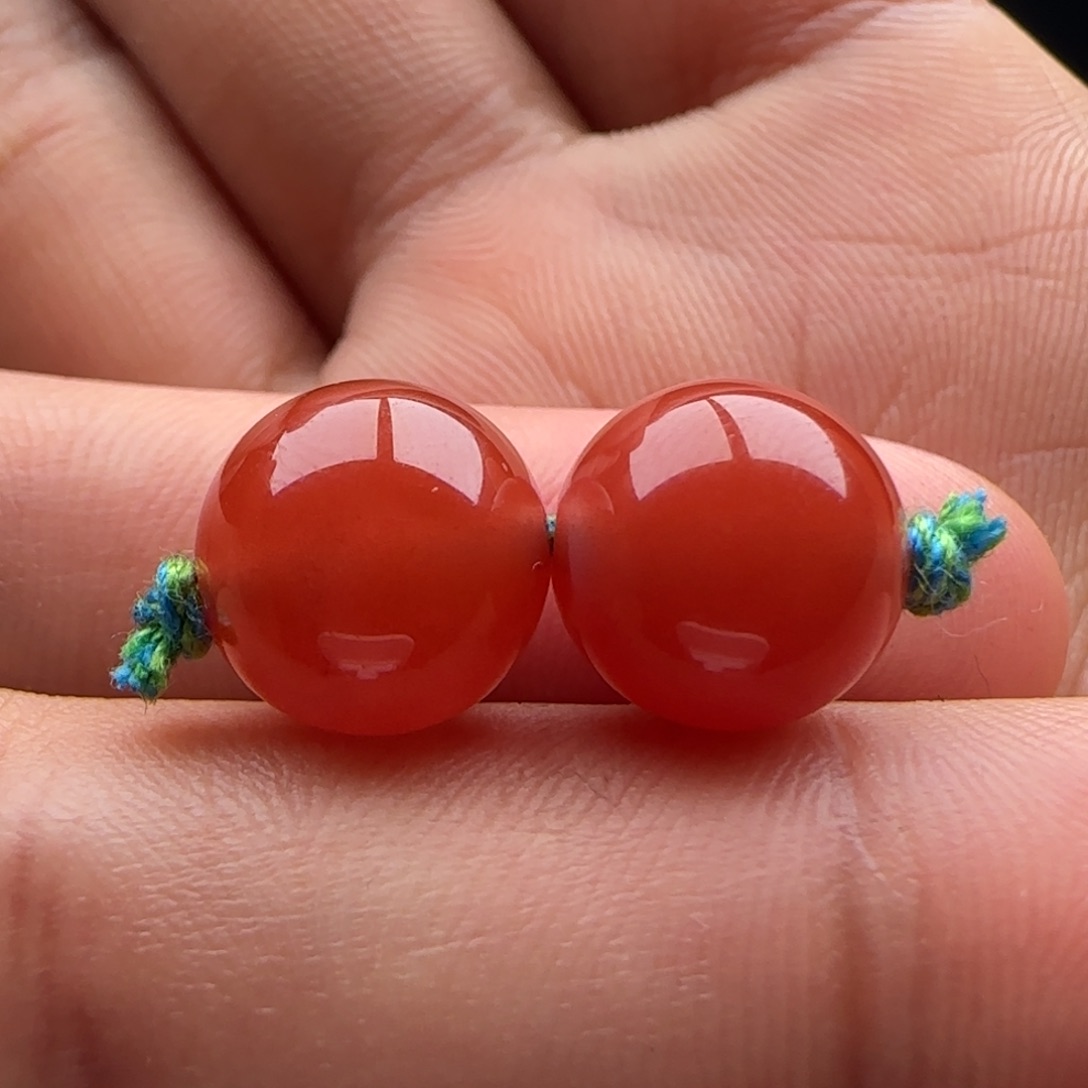 南红玛瑙圆珠10.5未镶嵌