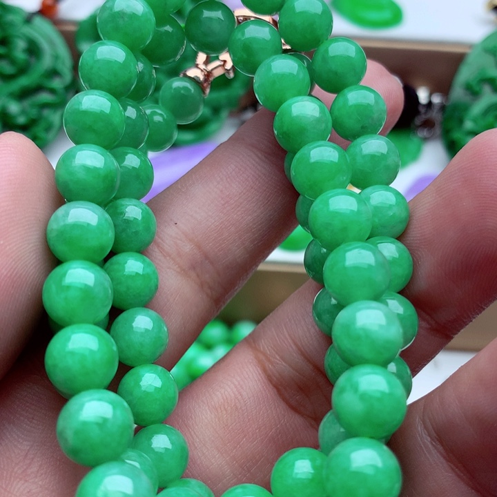 翡翠未镶嵌毛衣链