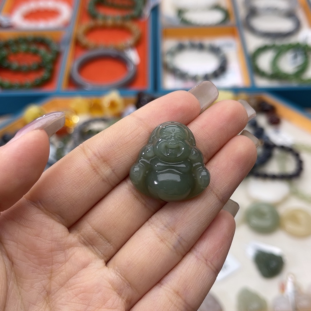 和田玉未镶嵌颈饰w17湖水蓝佛公推荐