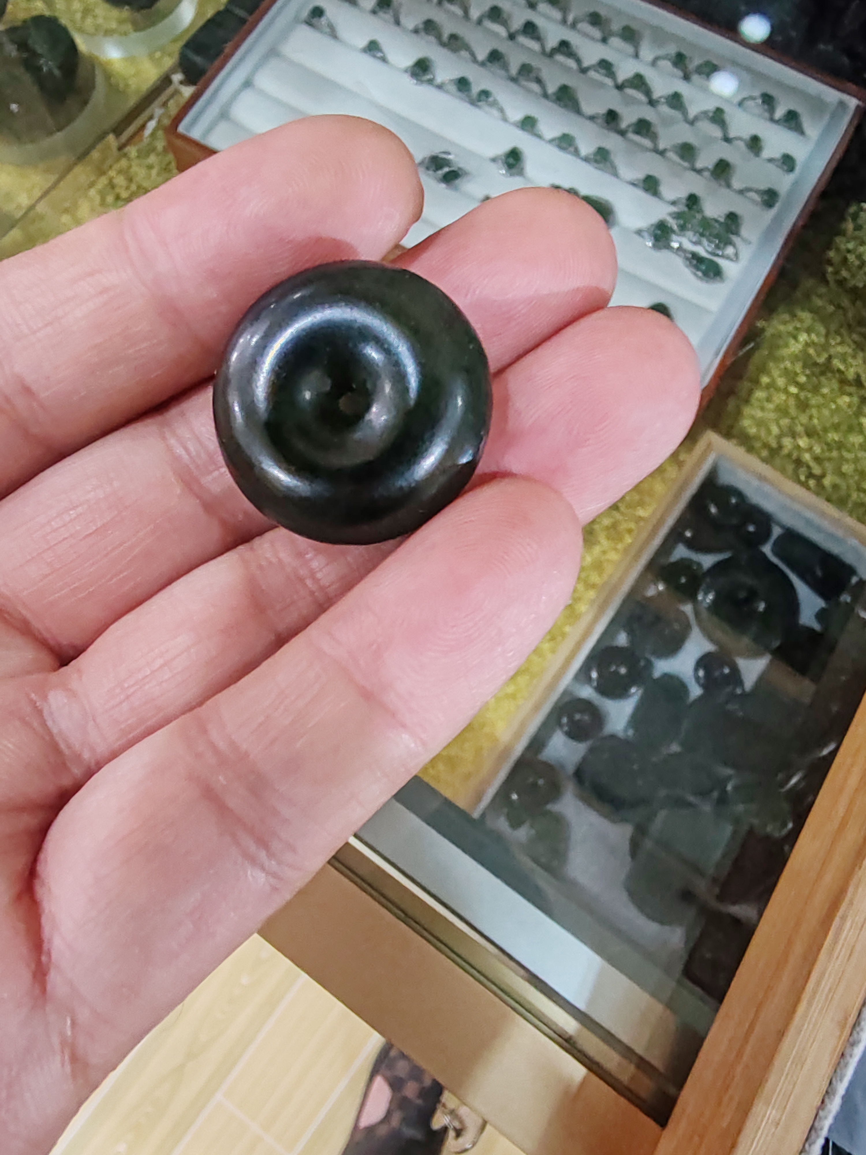 蛇纹石泰山玉平安扣