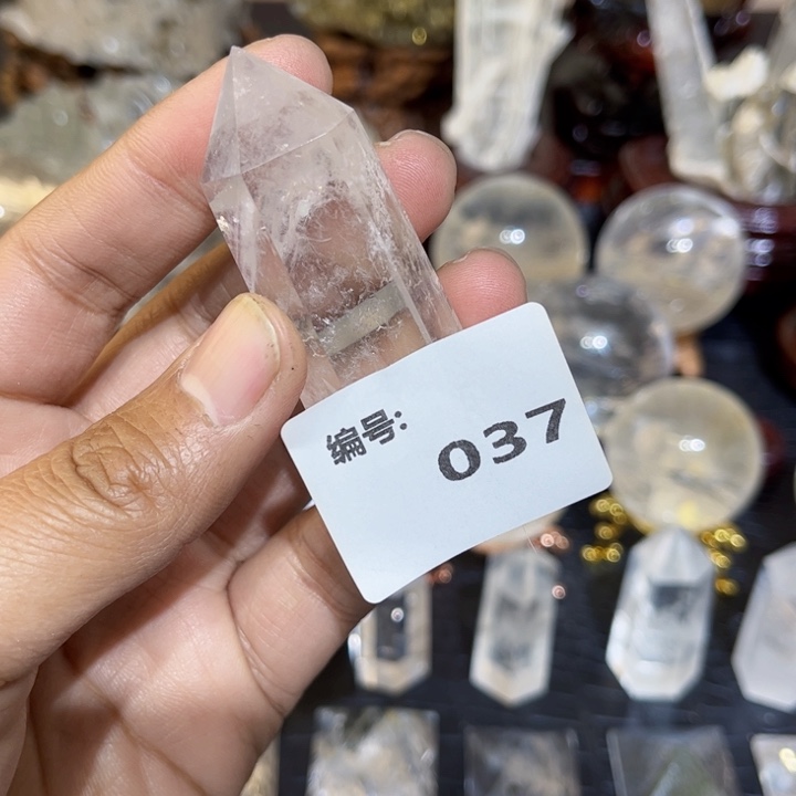 水晶摆件未镶嵌六棱柱