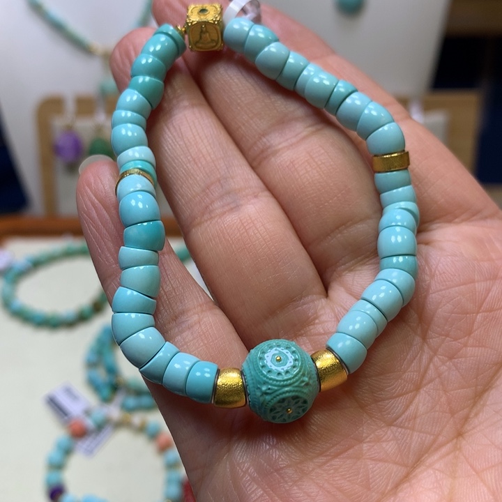 绿松石18K金镶嵌单圈