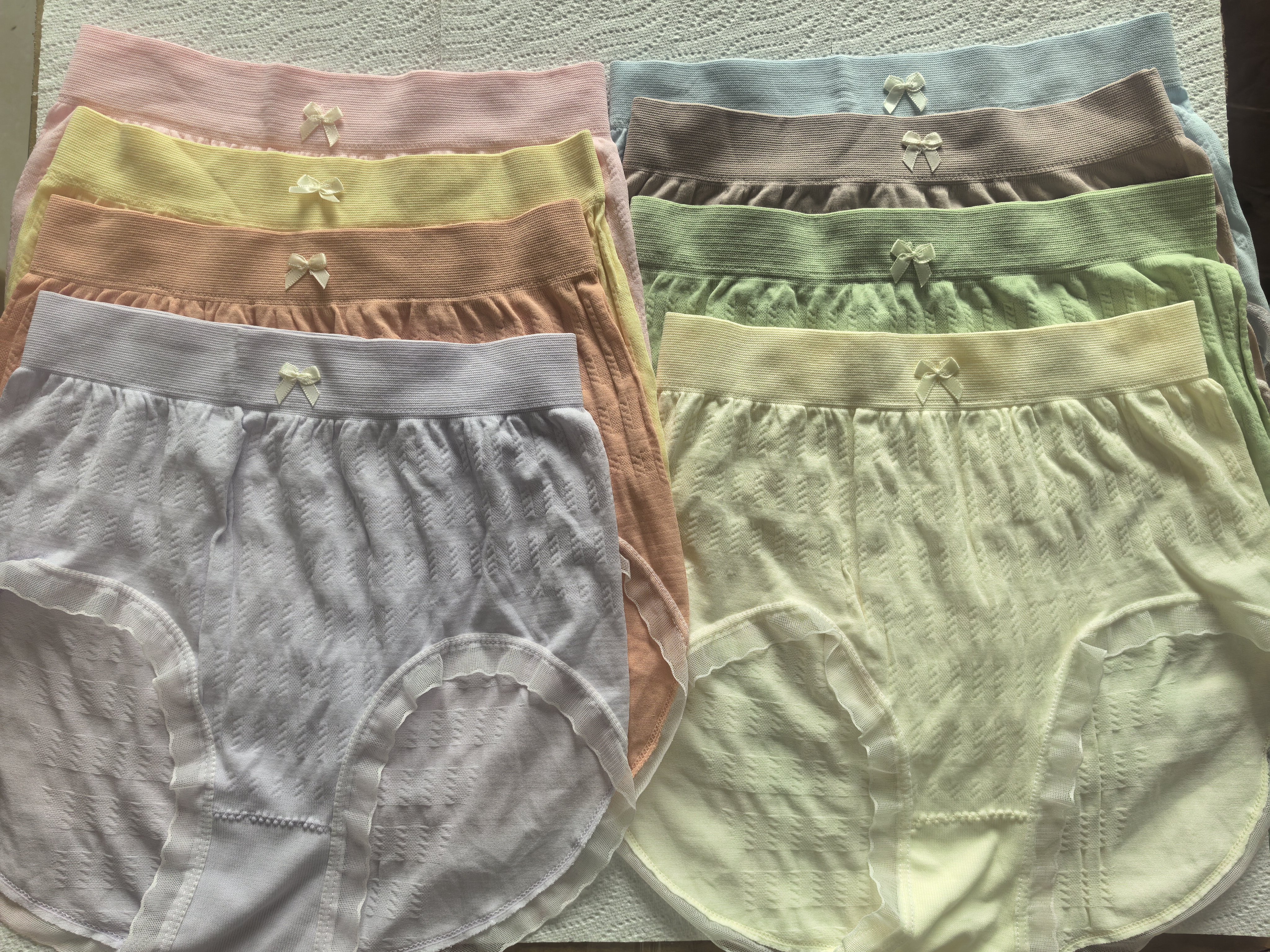 高弹提臀中高腰大码短裤透气无痕     扣号下单