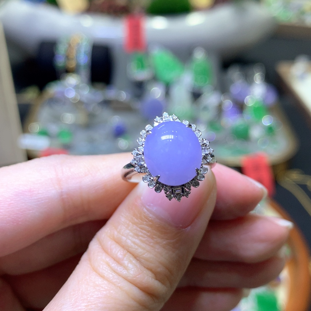 【闪购商品】翡翠颈饰18K金镶嵌翡翠吊坠项链