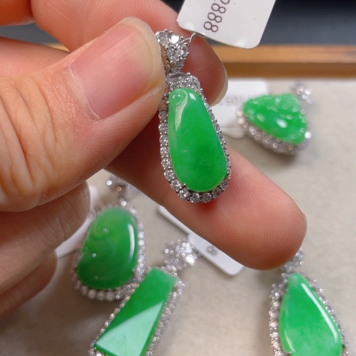 翡翠银S925镶嵌吊坠(不含链)翡翠