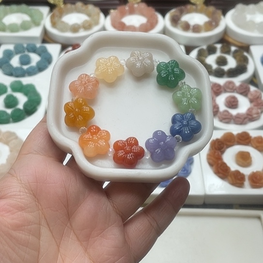 石英质玉（非洲翠）合金手串