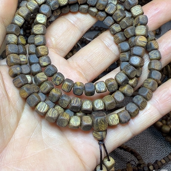 沉香沉香碎屑99沉0.6方珠16克