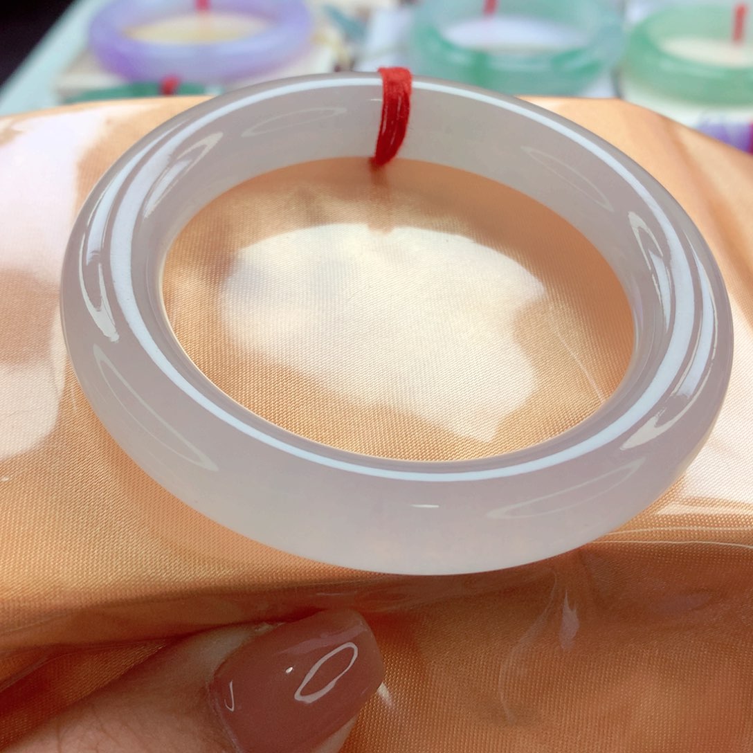 翡翠手镯（圆镯）未镶嵌师妹