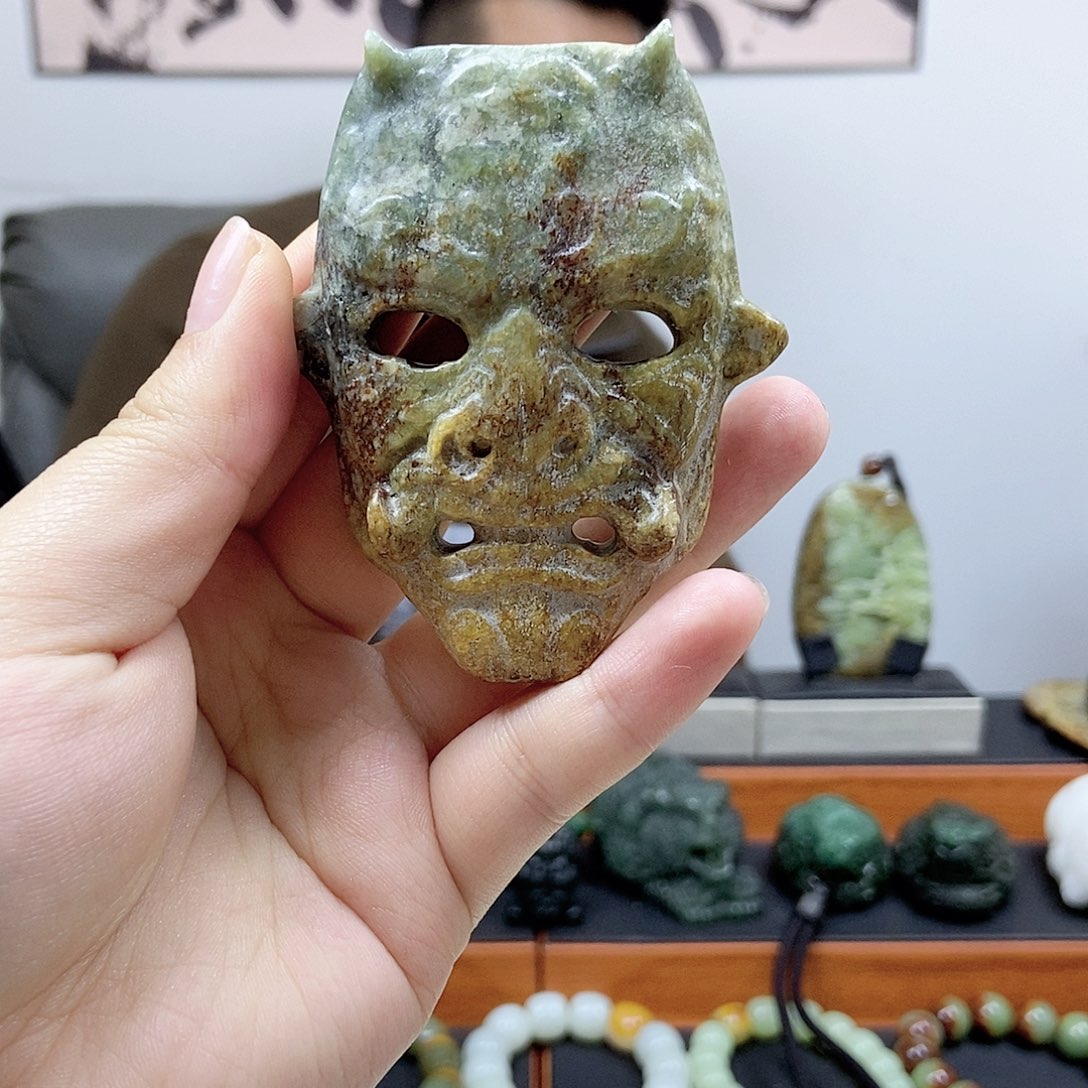 岫岩河磨玉（透闪石质玉）未镶嵌把件多样性随机发一