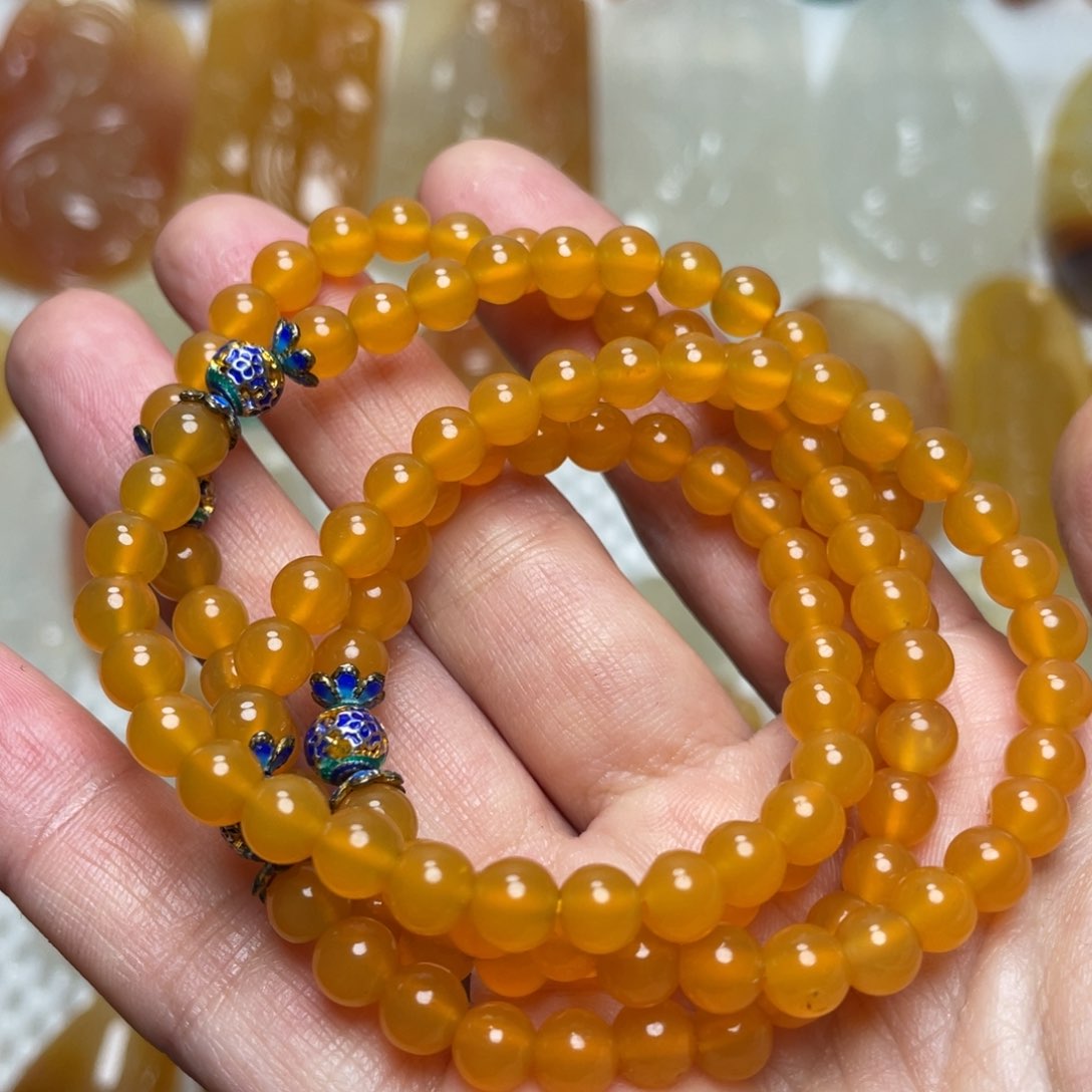 石英质玉（黄龙玉）颈饰合金红*豆