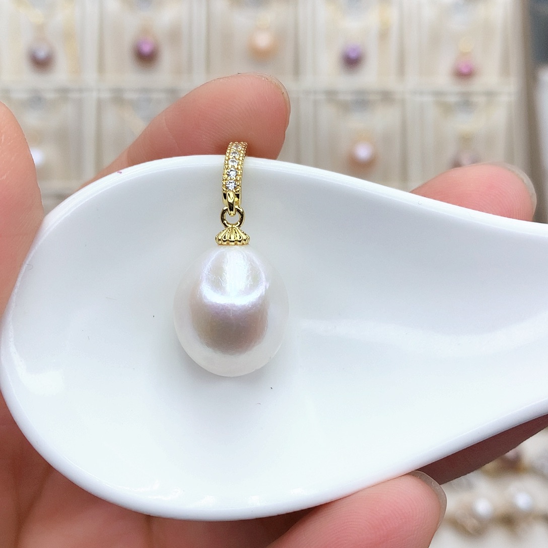 淡水珍珠颈饰合金