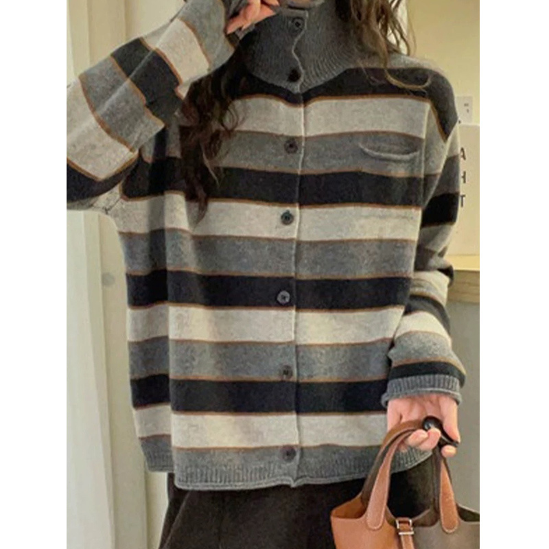 /DANDAN/ 纸片人~ 100羊毛条纹纽扣高领毛衣女软糯~301