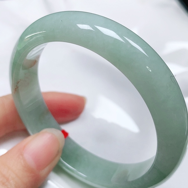 翡翠手镯（圆镯）未镶嵌