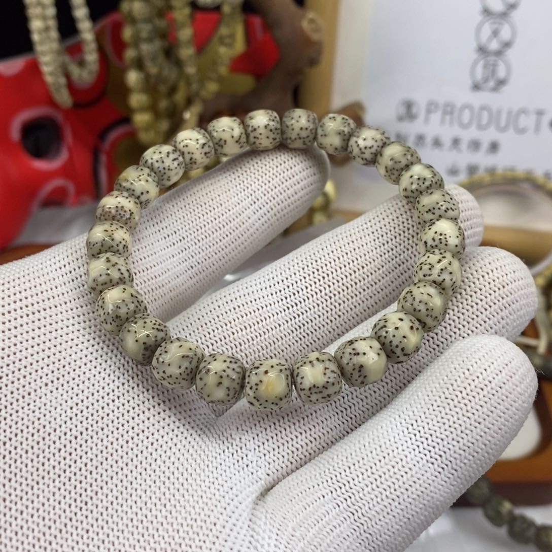 星月菩提手串纯手工无相冰白料9-8