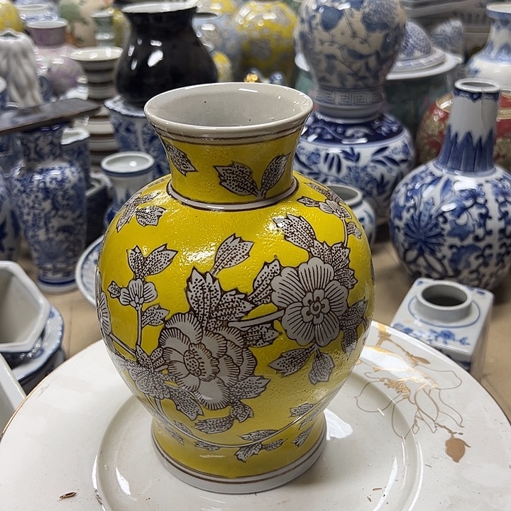 瓷片瑕疵陶瓷。。。。。。。。。。。。。。