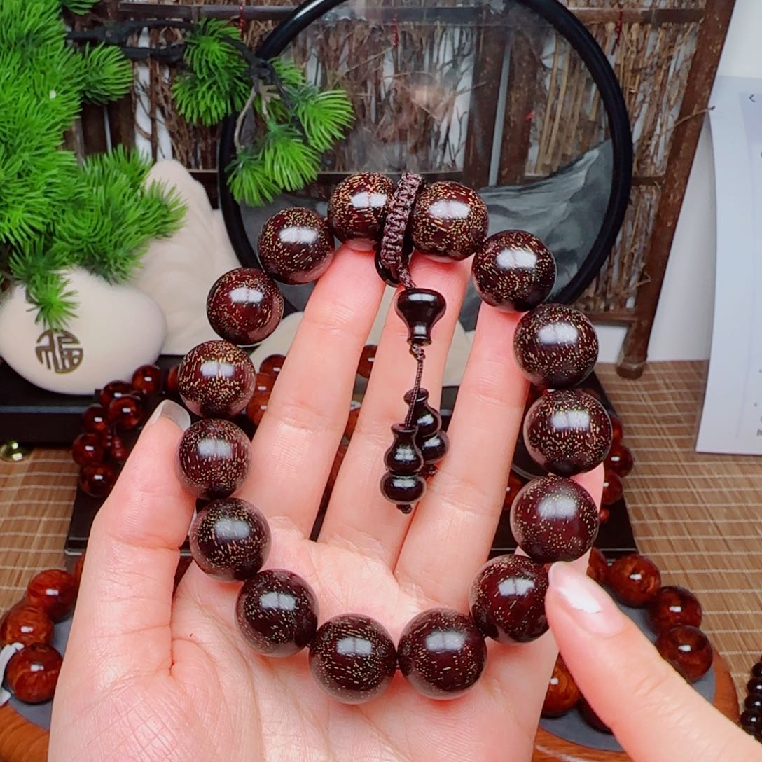 檀香紫檀（小叶紫檀）Q3W