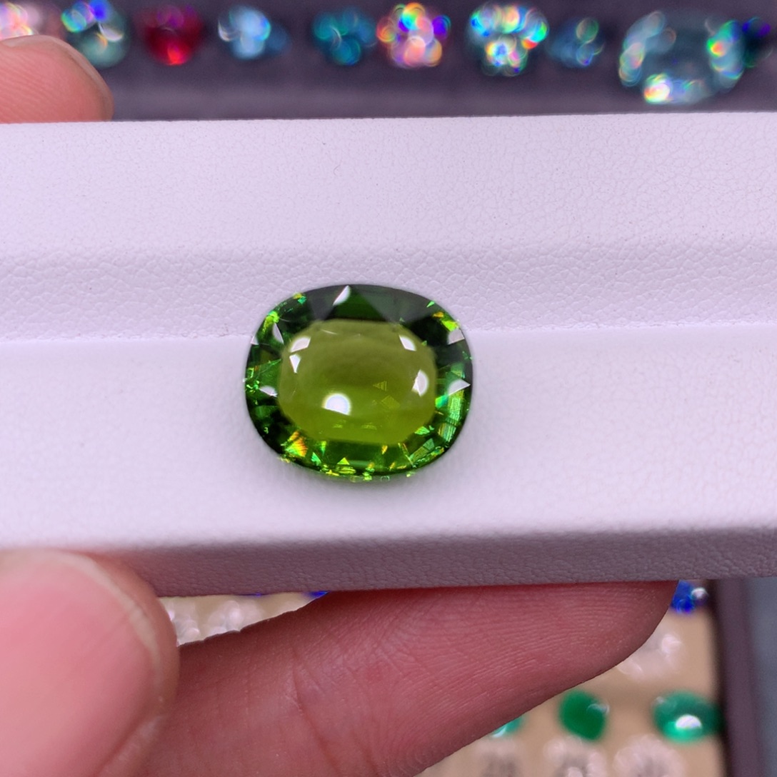 碧玺珠宝半成品未镶嵌