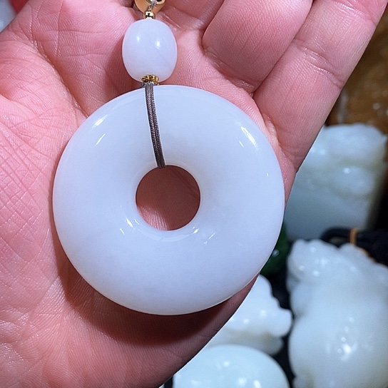 和田玉挂件未镶嵌