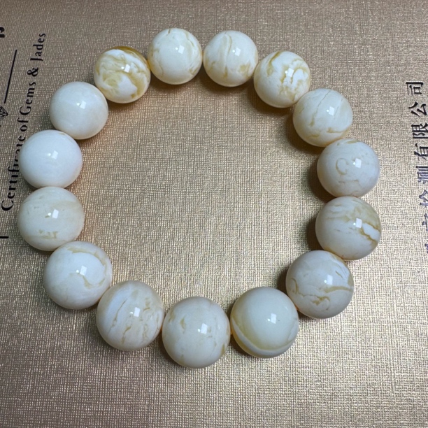 天然琥珀蜜蜡 同料瓷白 尺寸16 