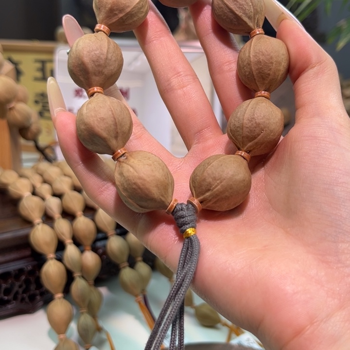 用***6大叶紫檀（黑酸枝木类）