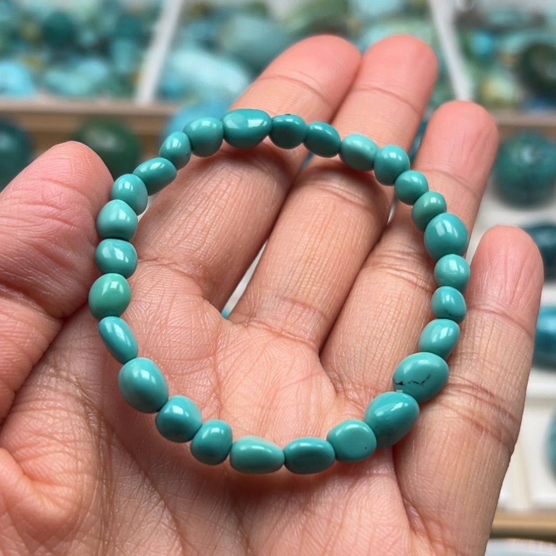 天****绿松石未镶嵌珠宝奇石