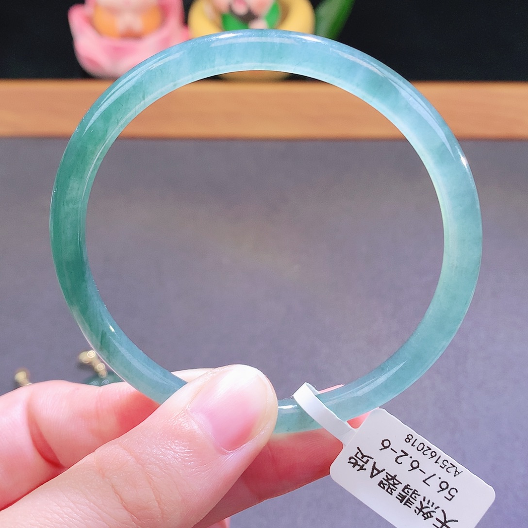 翡翠未镶嵌手镯天然翡翠