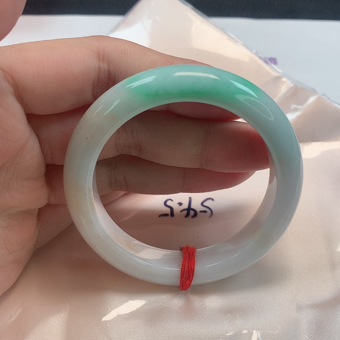 翡翠手镯未镶嵌286号