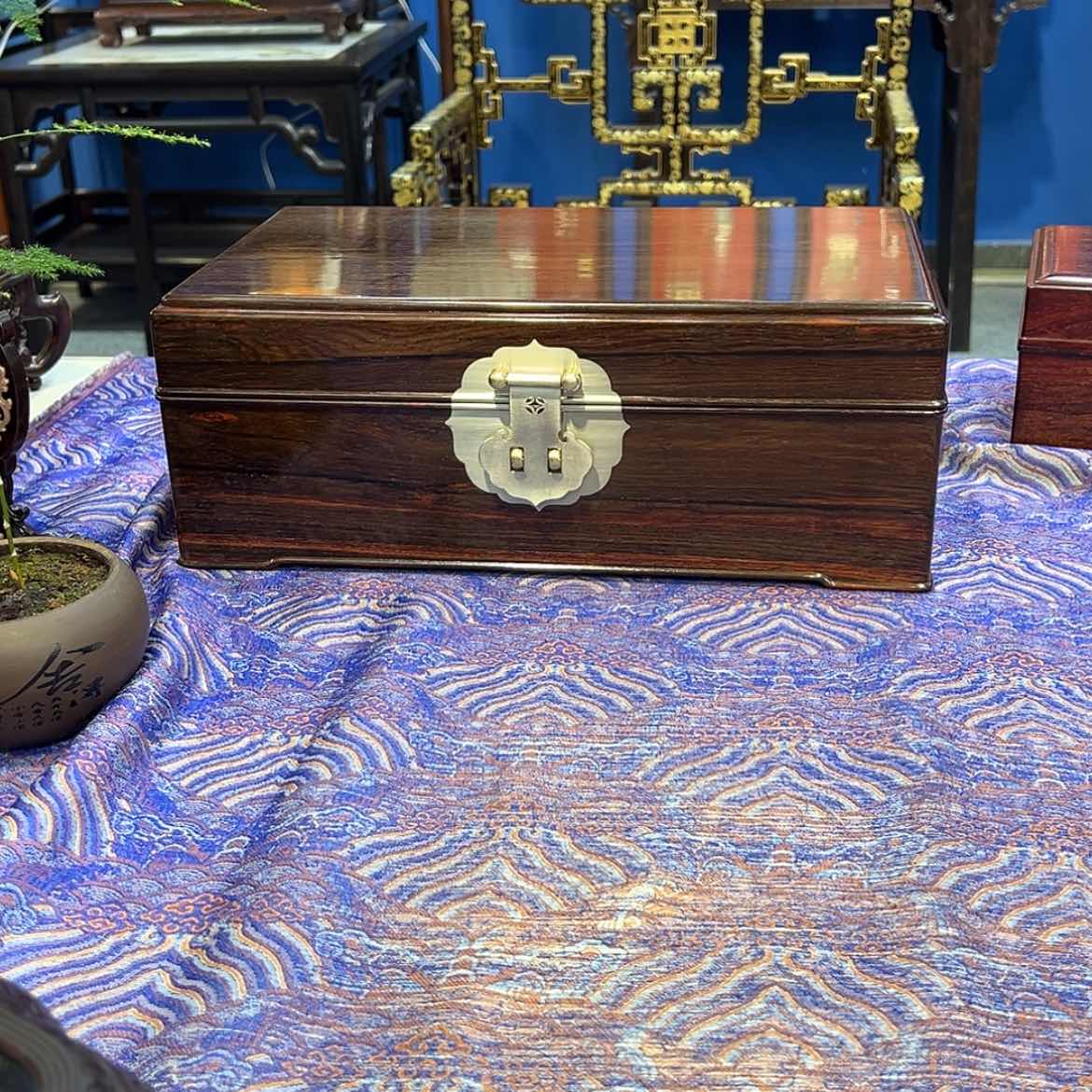 【闪购商品】红酸枝木类成套家具果盒