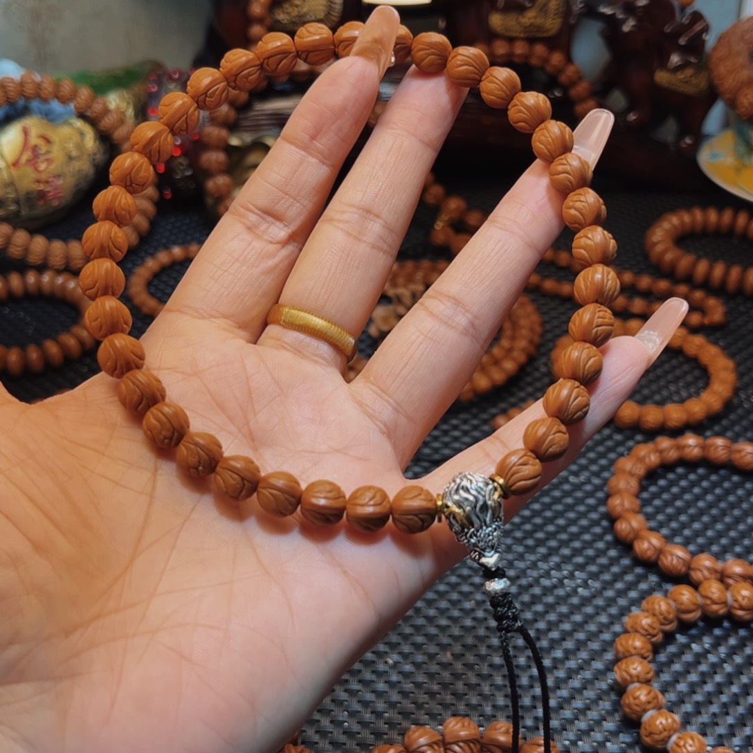 大***山桃核手串0.95顶级九五至尊手持