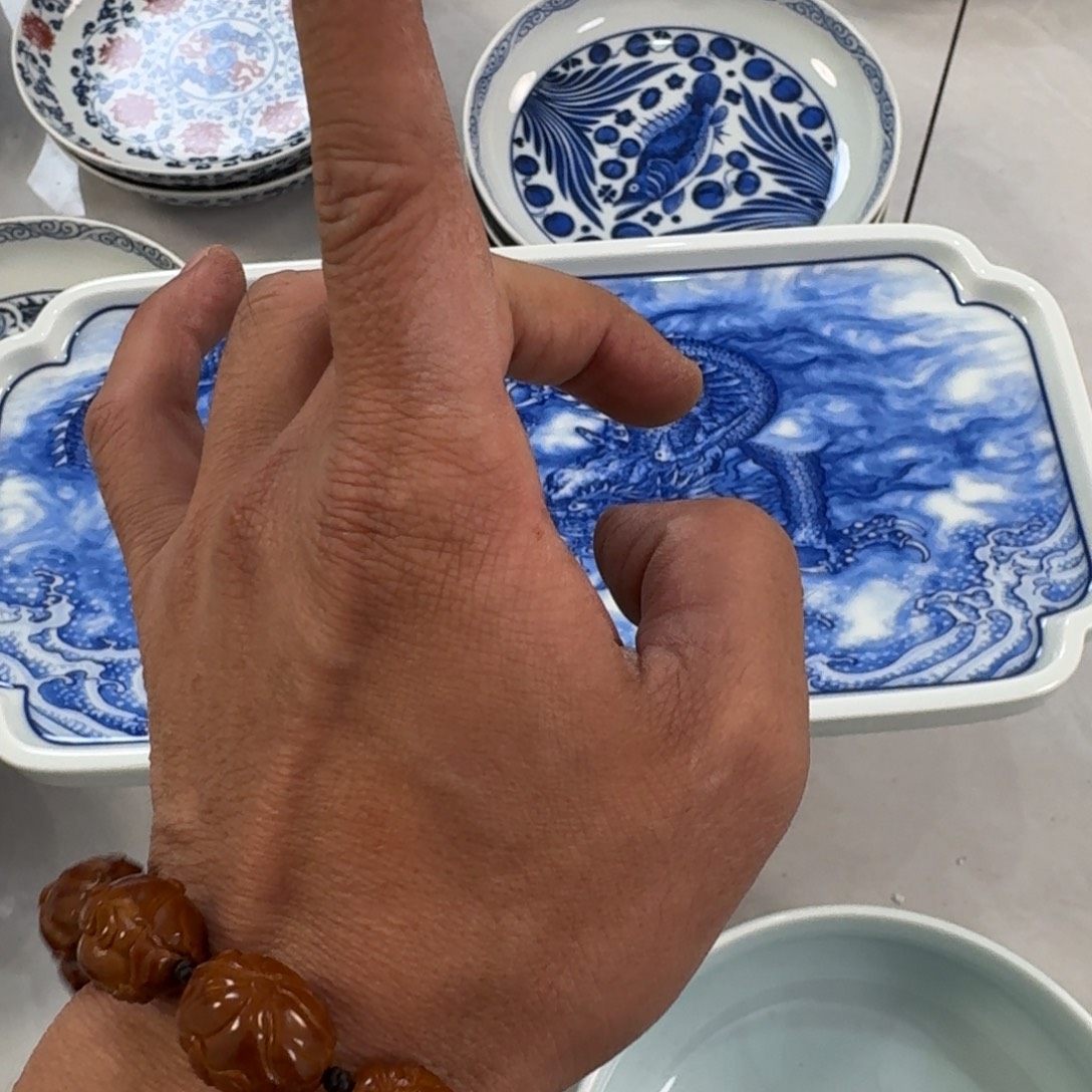 陶摆件青花龙吸水干泡台