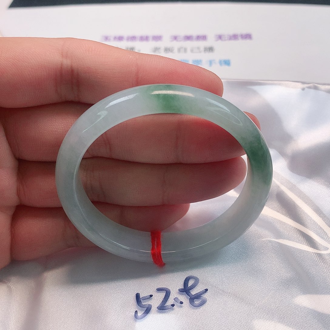 翡翠手镯（贵妃镯）未镶嵌262号