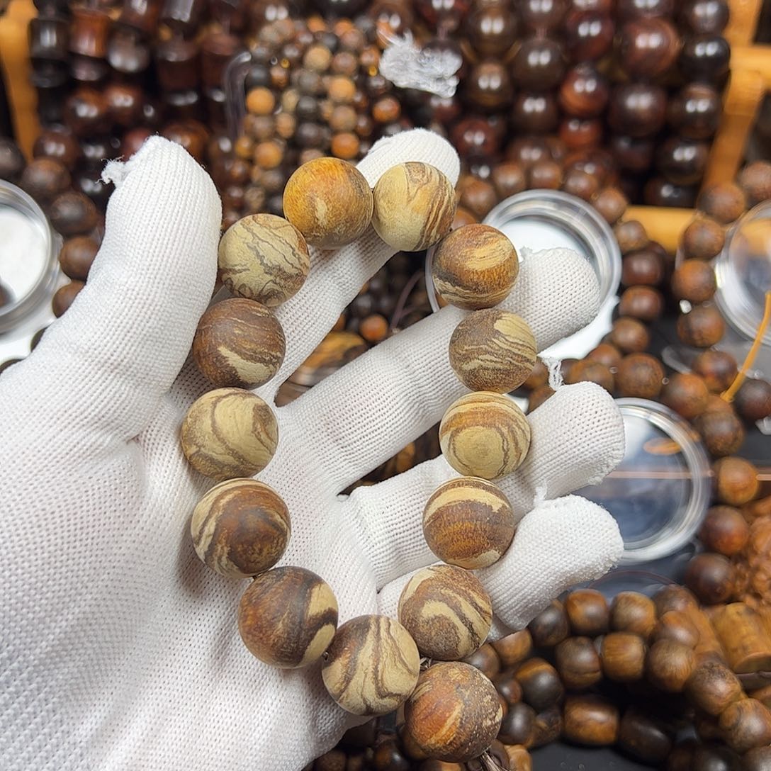 贡木红油虎皮粗抛18尺寸手串