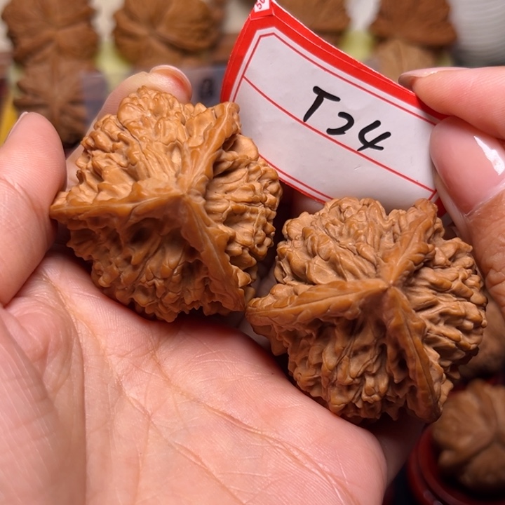 文玩核桃吊坠44全品麒麟纹官帽奔24