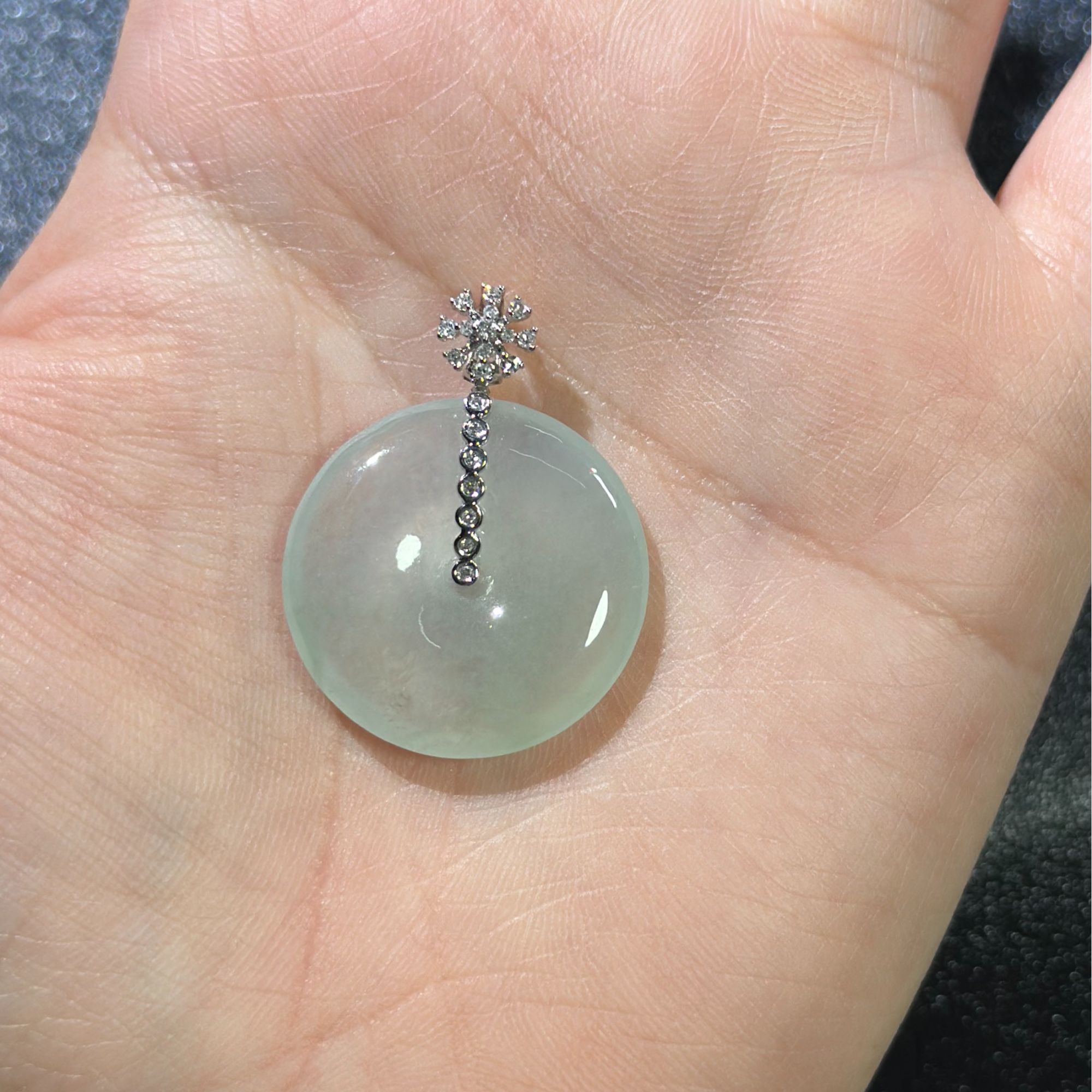 雅姐翡翠-18k金镶嵌翡翠颈饰