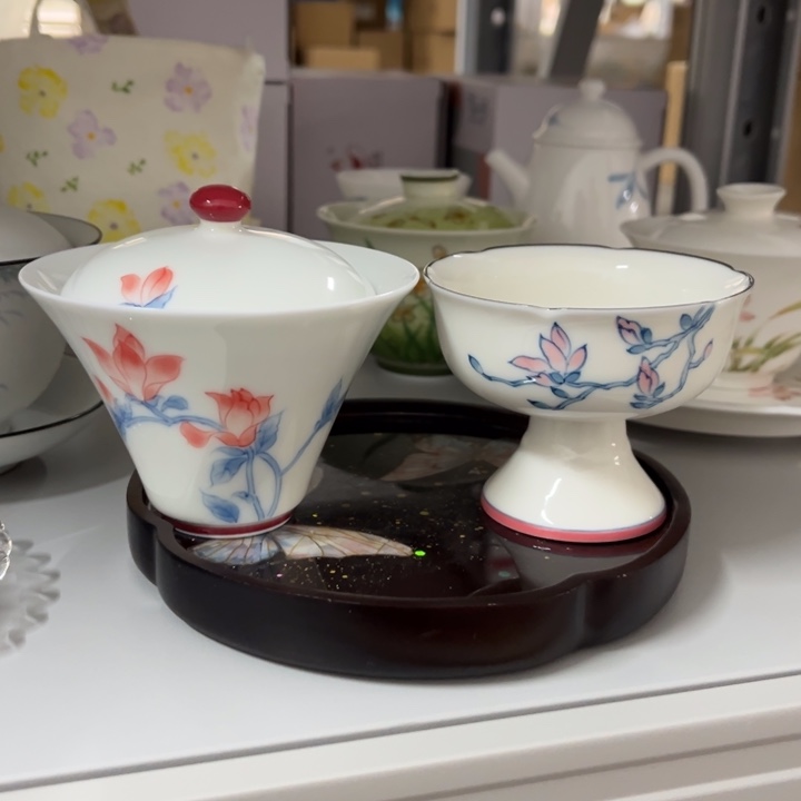 两件套哈哈哈哈哈哈哈哈